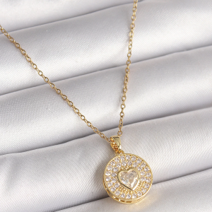 316L Çelik Gold Renk Zincir Madalyon Zirkon Taşlı Kalp Model Kadın Kolye