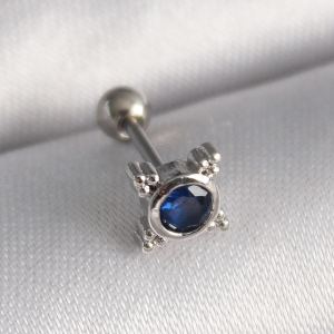 316L Çelik Gümüş Renk Mavi Zirkon Taşlı Tragus Piercing