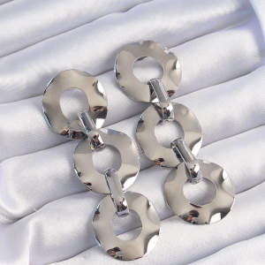 Pirinç Gümüş Renk Oval Ayna Model Sallantılı Küpe