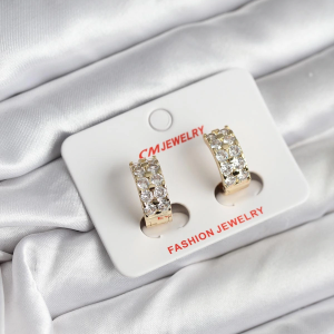 14K Gold Renk Kaplama Zirkon Taşlı CM Kadın Küpe