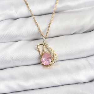316L Çelik Zincir Gold Renk Pembe Kuğu Model Zirkon Taşlı Kadın Kolye