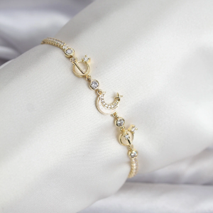Charmlı Model Zirkon Taşlı Gold Renk Su Yolu Kadın Bileklik