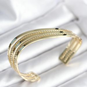 Eğik Şerit Model Gold Renk Pirinç Kadın Bileklik
