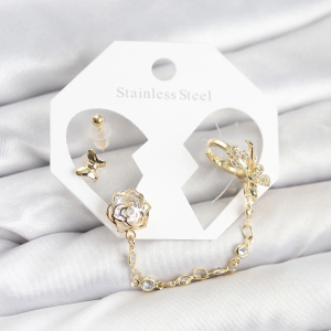 Pirinç Gold Renk Kelebekli Model Zincir Bağlantılı Ear Cuff Küpe Seti