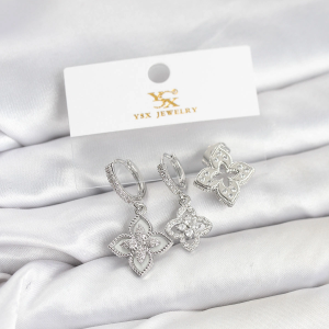 Pirinç Gümüş Renk Yonca Model YSX Trio Küpe Seti