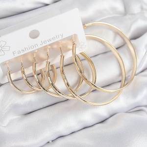 Pirinç Halka Model Gold Renk Kadın Set Küpe