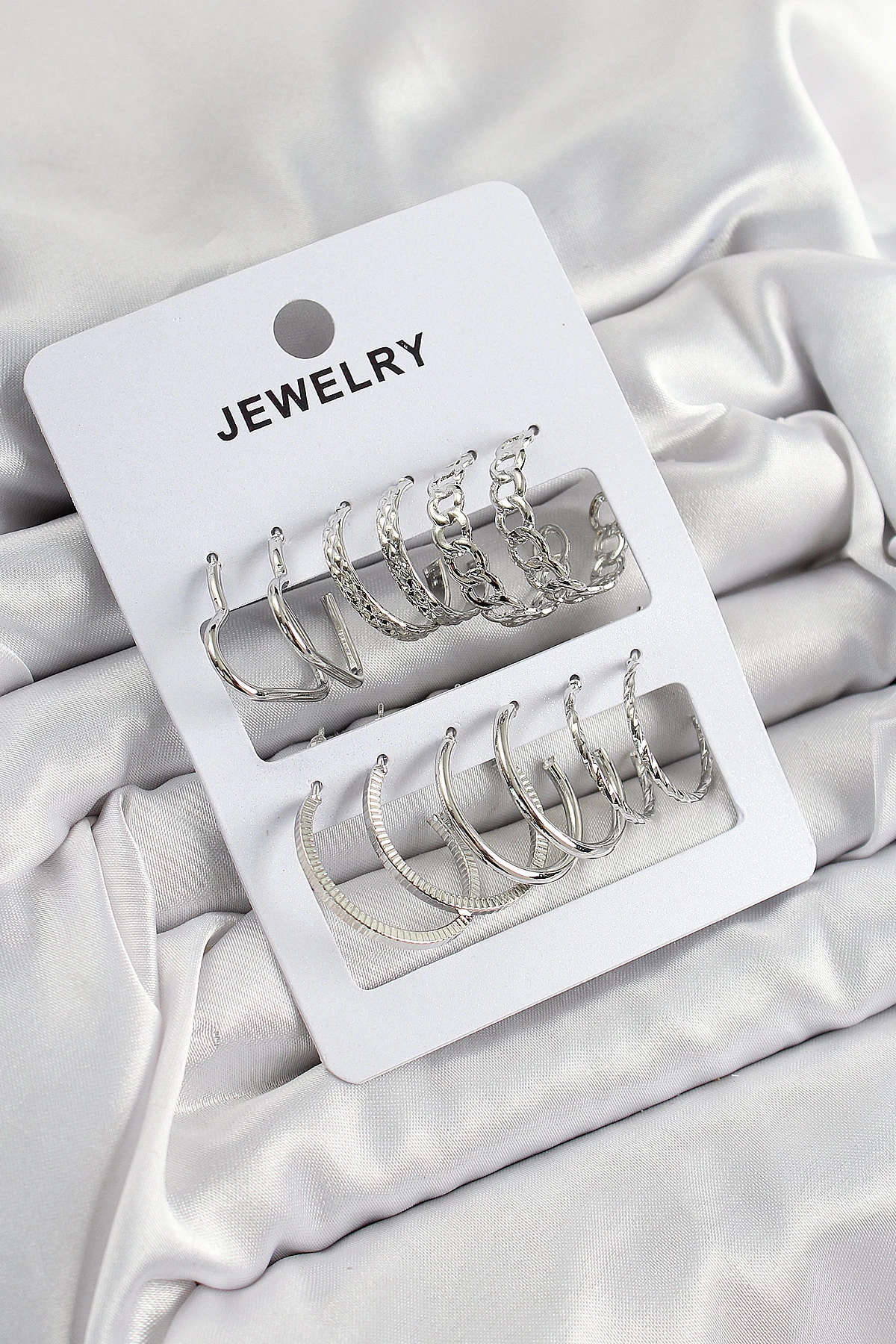 Pirinç Karışık Halka Model Gümüş Renk 6 Çift Kadın Küpe Set 1 Pirinç Karışık Halka Model Gümüş Renk 6 Çift Kadın Küpe Set