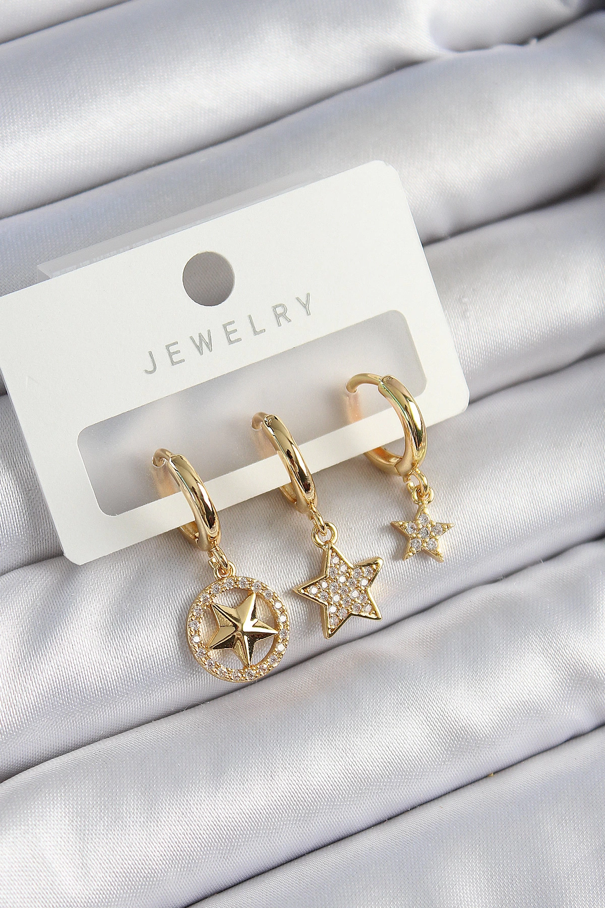 Pirinç Zirkon Taşlı Yıldız Model Gold Renk 3'lü Çift Kadın Küpe Set 1 Pirinç Zirkon Taşlı Yıldız Model Gold Renk 3'lü Çift Kadın Küpe Set