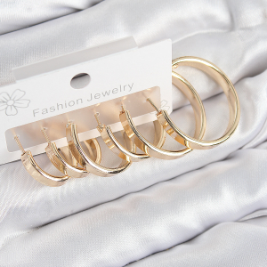 Pirinç Halka Model Gold Renk Kadın Set Küpe 5886