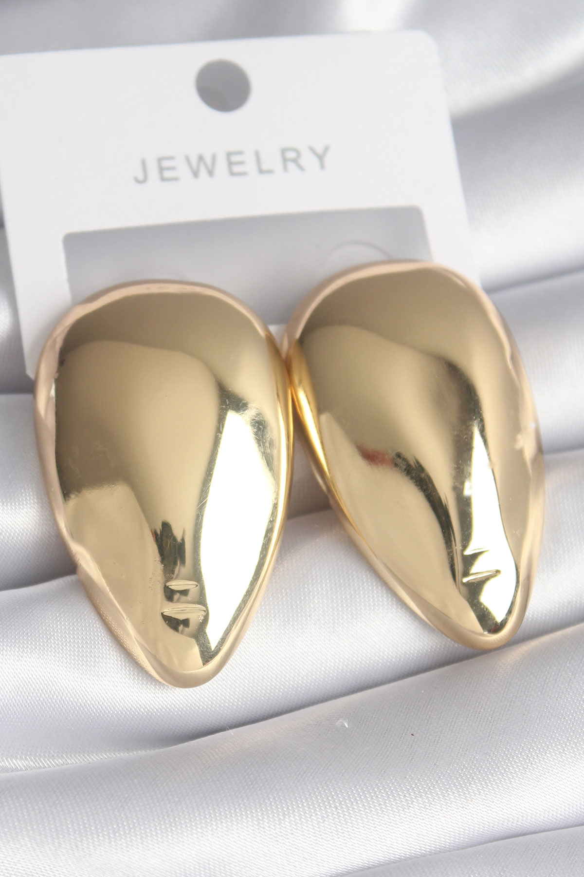 Pirinç Gold Renk Badem Model Kadın Küpe 5886