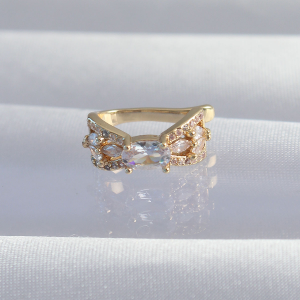 Pirinç Zirkon Taşlı Pembe Kalp Model Gold Renk Charm Bileklik 5886