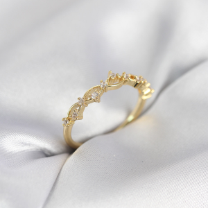 Zirkon Taşlı Pirinç Gold Renk Kadın Yüzük 5886