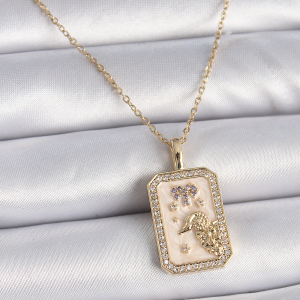 316L Çelik Gold Renk Zirkon Taşlı Kalp Model Kadın Yüzük 5886