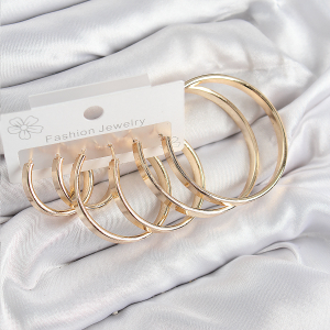 Pirinç Halka Model Gold Renk Kadın Set Küpe 5886
