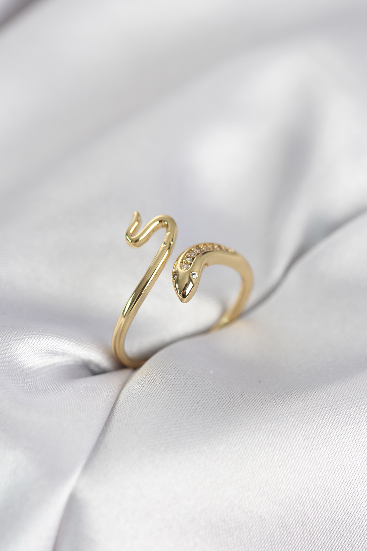 Gold Renk Yılan Model Zirkon Taşlı Kadın Yüzük 5886 1 Gold Renk Yılan Model Zirkon Taşlı Kadın Yüzük 5886