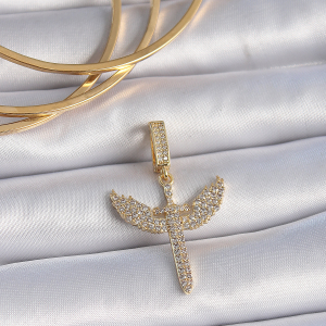 Pirinç Gold Renk Zirkon Taşlı Mikail Model Ajda Charm 5886