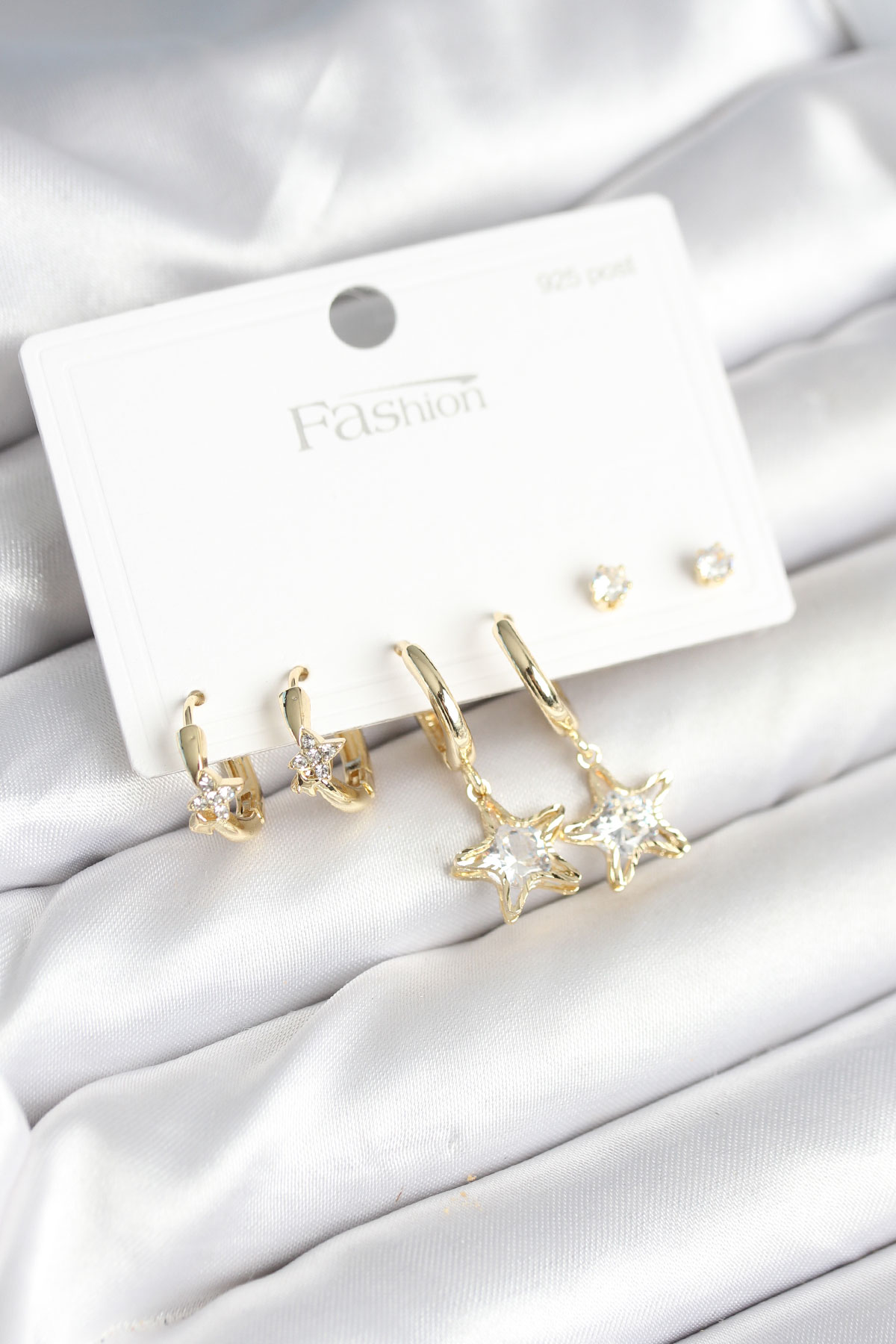 Pirinç Gold Renk Zirkon Taşlı ve Dorika Model Kadın Bileklik 5886