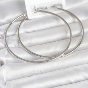 Gümüş Renk Pirinç Köşeli Kenar Halka 72 mm Kadın Küpe 5886