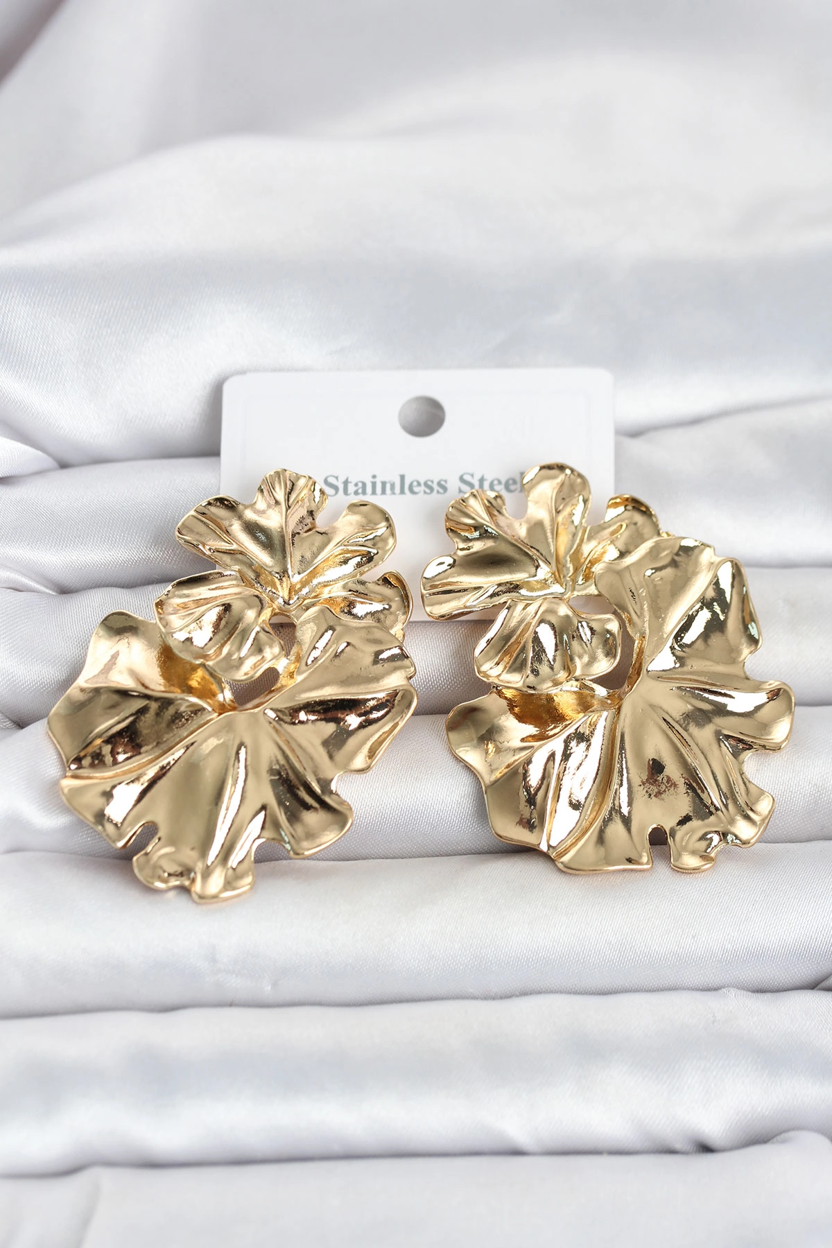 316L Çelik Gold Renk Lotus Model Kadın Küpe