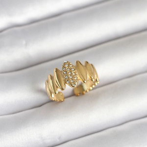 316L Çelik Gold Renk Zirkon Taşlı Vintage Model Kadın Yüzük