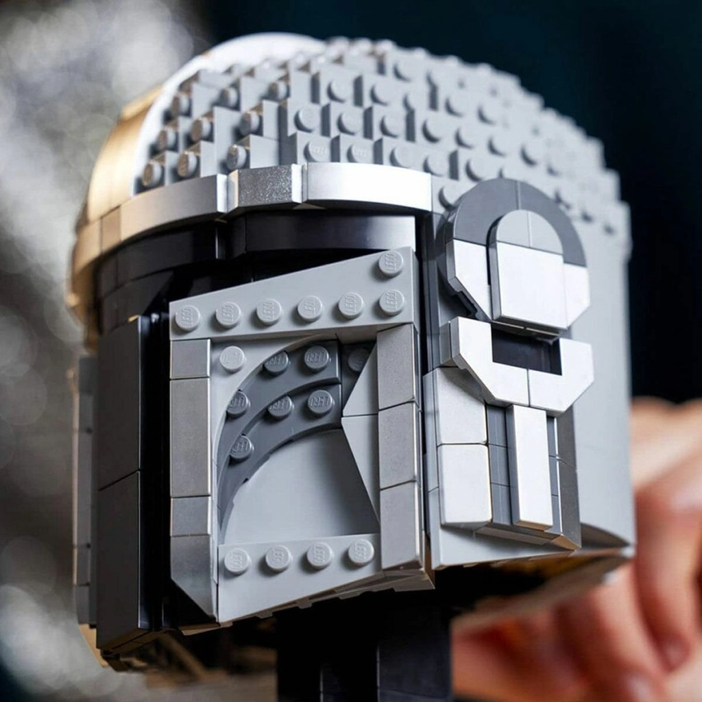 75328  Mandalorian™ Kaskı 584 parça +18 yaş