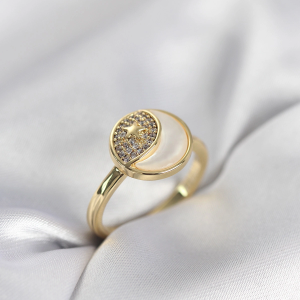 Ay Yıldız Model Gold Renk Zirkon Taşlı Kadın Yüzük
