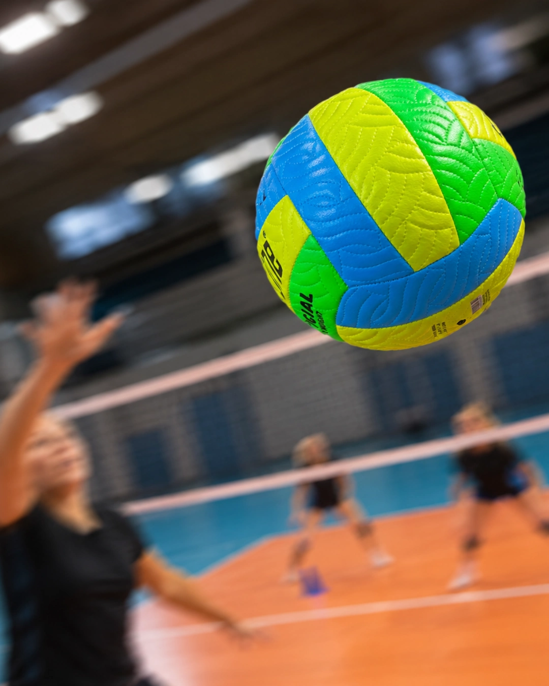 Çocuk ve Yetişkin İçin Voleybol Topu Güçlü Dış Kaplama Tasarımı 1 Çocuk ve Yetişkin İçin Voleybol Topu Güçlü Dış Kaplama Tasarımı