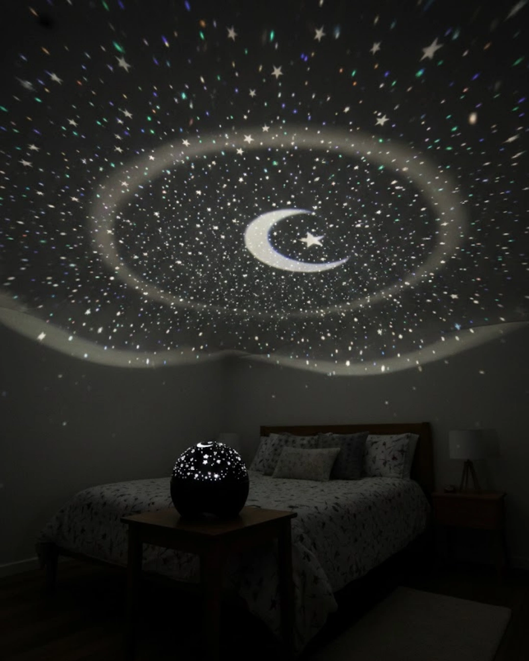 Fişli Yıldız Projektör Gece Lambası Müzikli 1 Fişli Yıldız Projektör Gece Lambası Müzikli