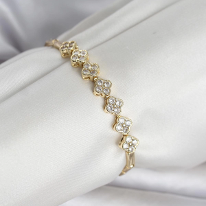 Pirinç Gold Renk Yonca Model Zirkon Taşlı Kadın Bileklik