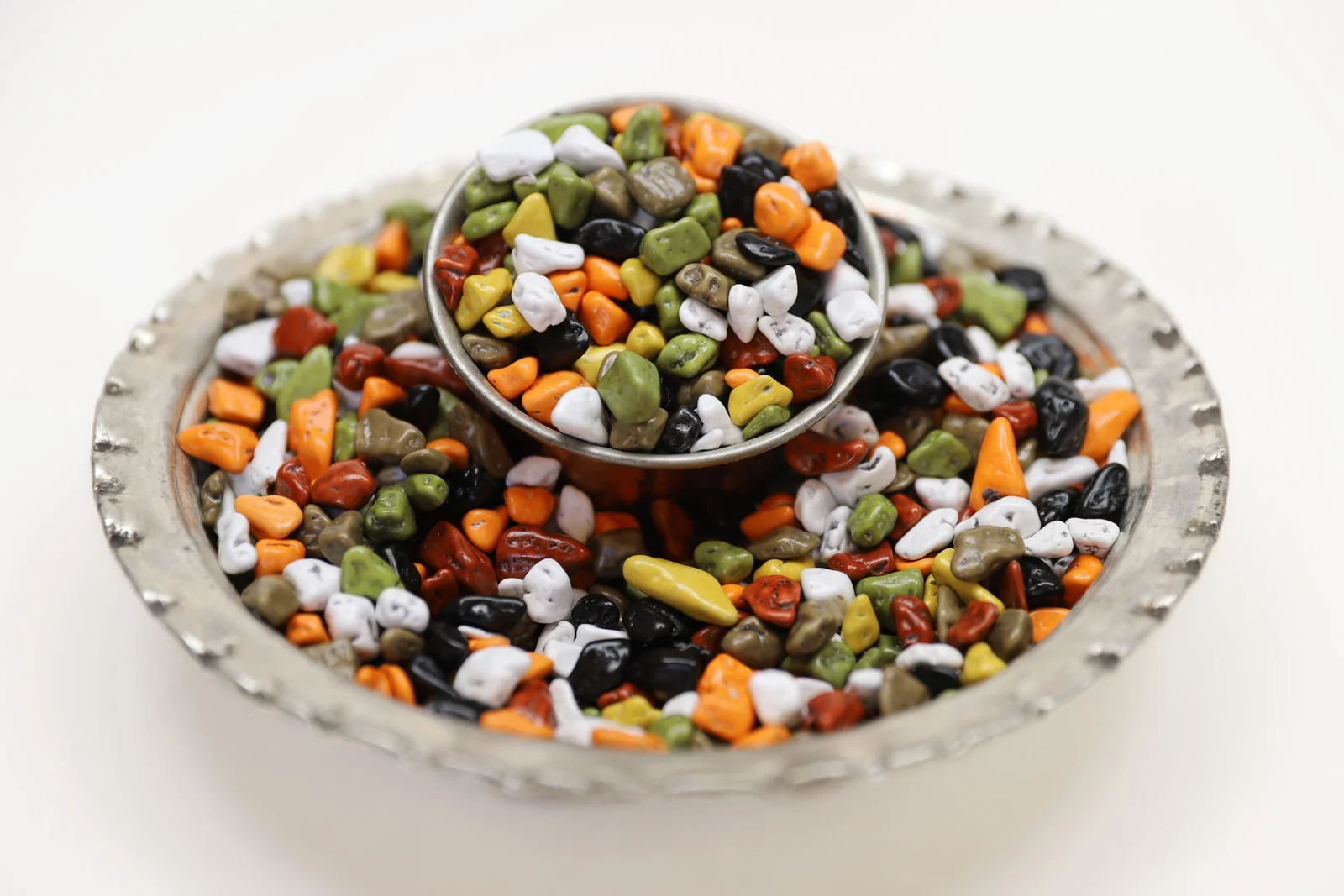 Renkli Draje Çakıltaşı 1000 Gr (1 Kg) 1 Renkli Draje Çakıltaşı 1000 Gr (1 Kg)