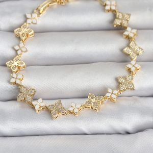 316L Çelik Gold Renk Desenli Yarım Halka Model Kadın Küpe 5886