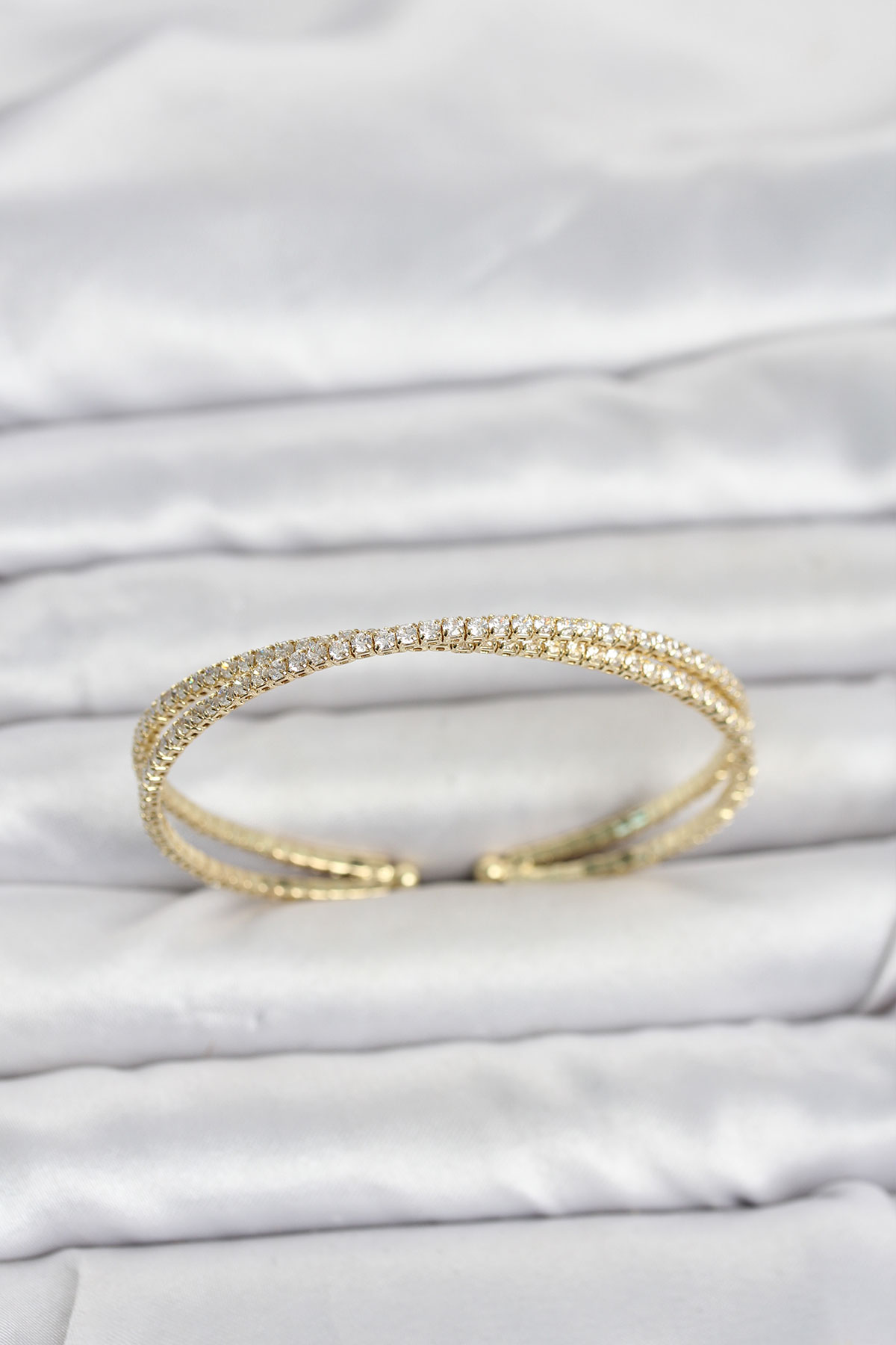 Pirinç Gold Renk Zirkon Taşlı Kadın Küpe 5886 1 Pirinç Gold Renk Zirkon Taşlı Kadın Küpe 5886
