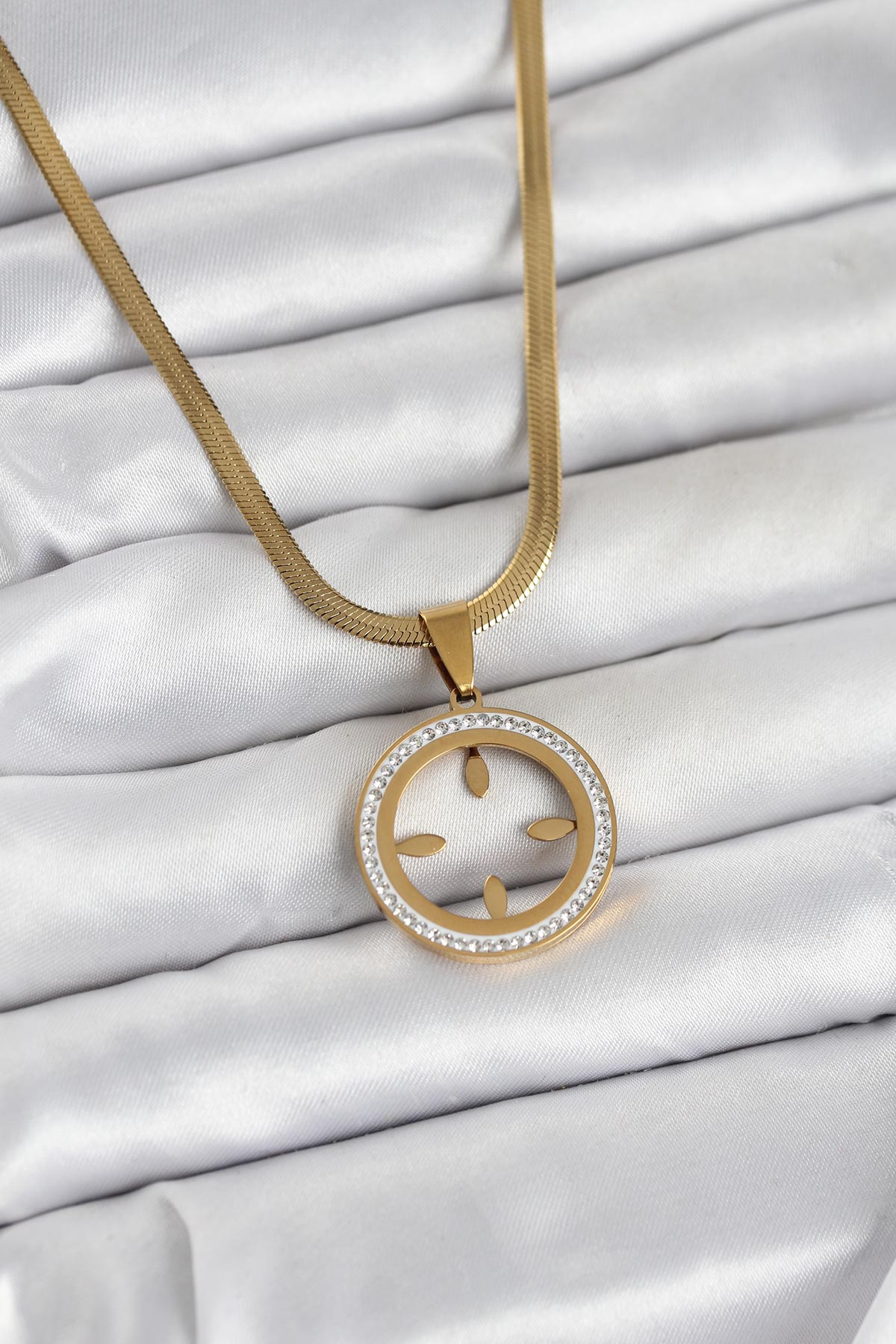 Pirinç Gold Renk Zirkon Taşlı Halka Model Kadın Küpe 5886 1 Pirinç Gold Renk Zirkon Taşlı Halka Model Kadın Küpe 5886