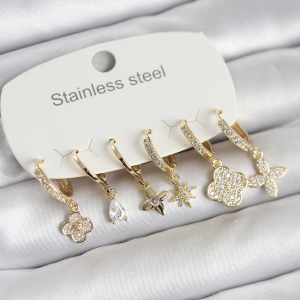 Pirinç Gold Renk Kelebekli Model Zincir Bağlantılı Ear Cuff Küpe Seti 5886