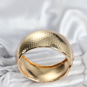 Pirinç Gold Renk Zirkon Taşlı Uzay Model YSX Trio Küpe Seti 5886