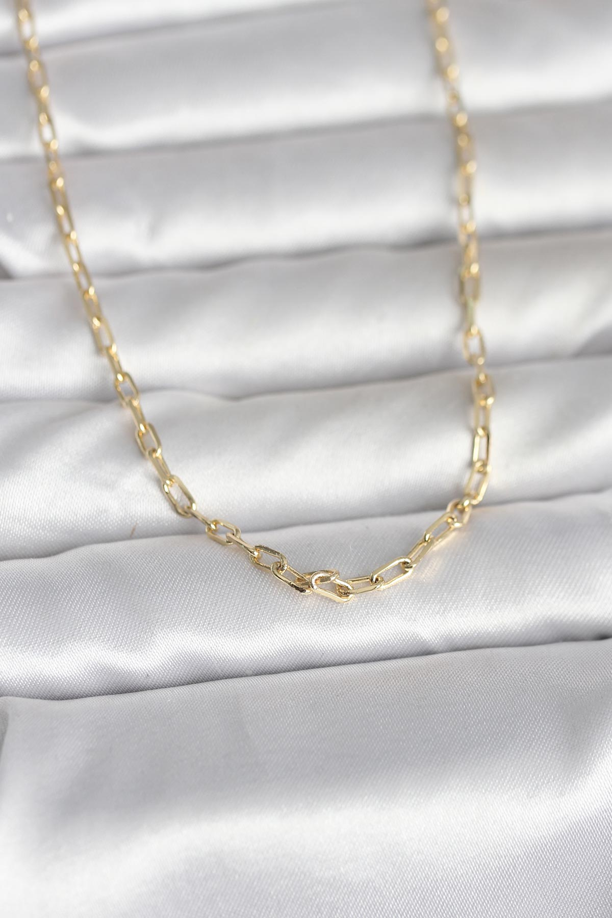 Pirinç Gold Renk Beyaz Yeşil Sallantı Mineli Kadın Küpe 5886 1 Pirinç Gold Renk Beyaz Yeşil Sallantı Mineli Kadın Küpe 5886