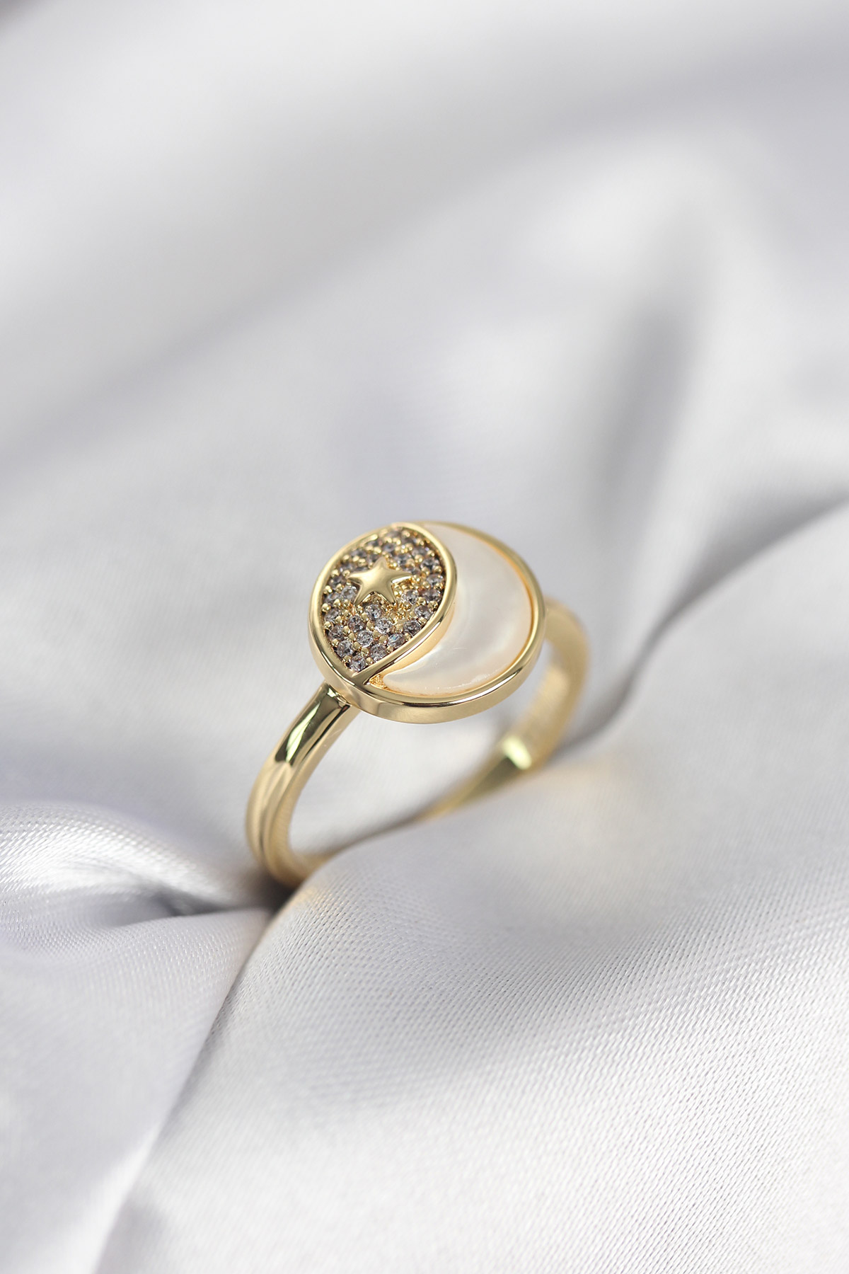 316L Çelik Gold Renk Zincir Zirkon Taşlı Mix Renk Güneş Model Kadın Kolye 5886