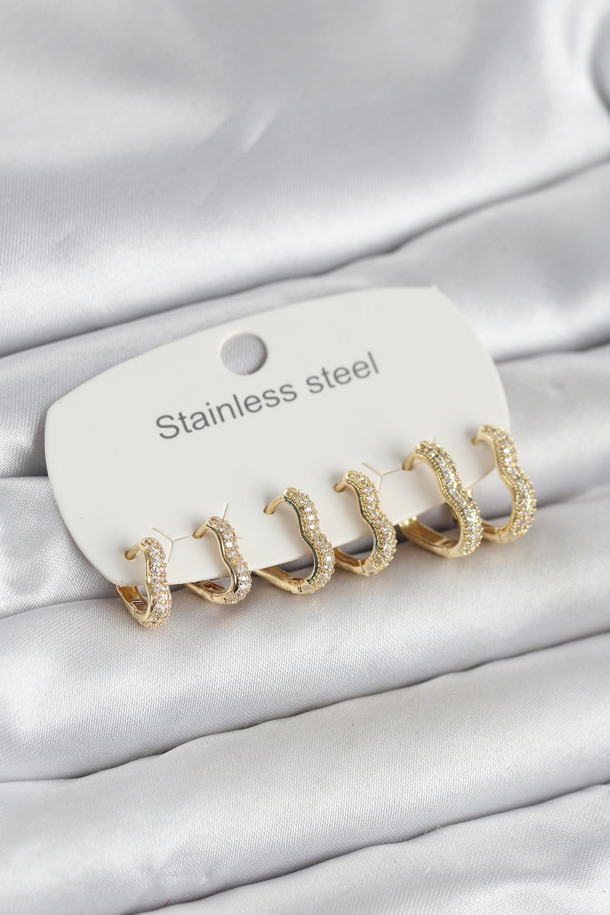 Pirinç Gold Renk Kalp Model Zincir Bağlantılı Ear Cuff Küpe Seti 5886