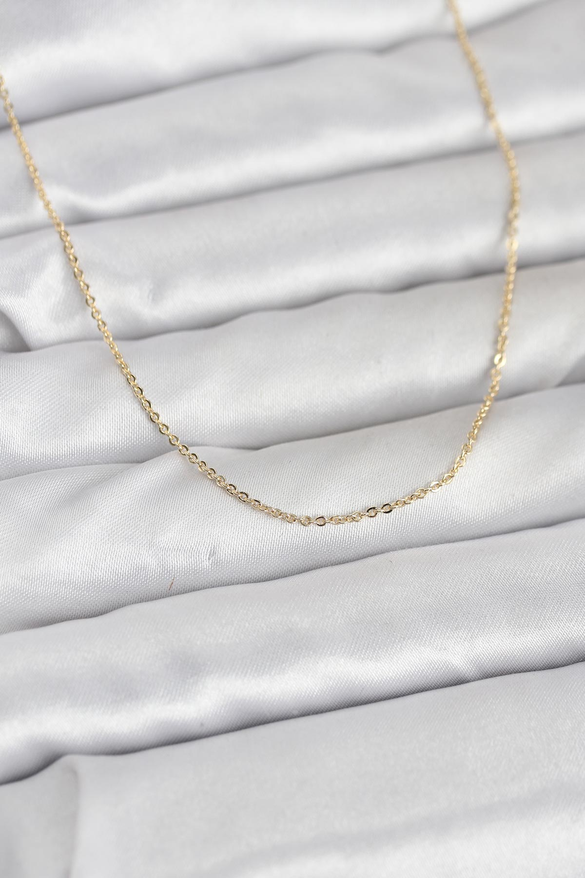 CM 14K Gold Renk Yılan Zincir Model Kadın Kolye 5886 1 CM 14K Gold Renk Yılan Zincir Model Kadın Kolye 5886