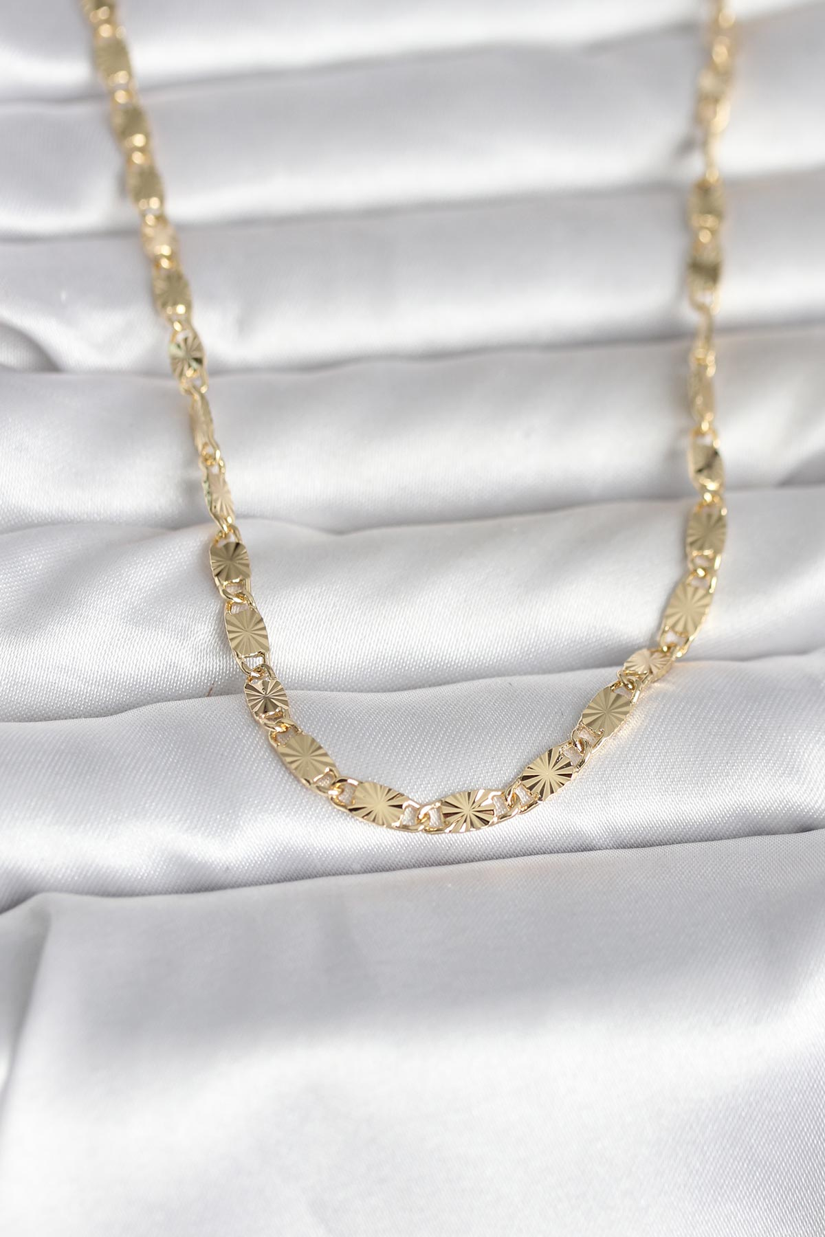 Pirinç Gold Gümüş Renkli Tırtıklı Halka Küpe 5886