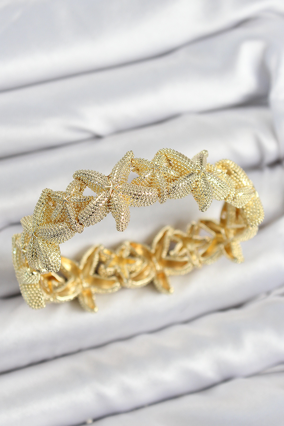 Pirinç Gold Renk Kare Halka Model Kadın Küpe 5886 1 Pirinç Gold Renk Kare Halka Model Kadın Küpe 5886