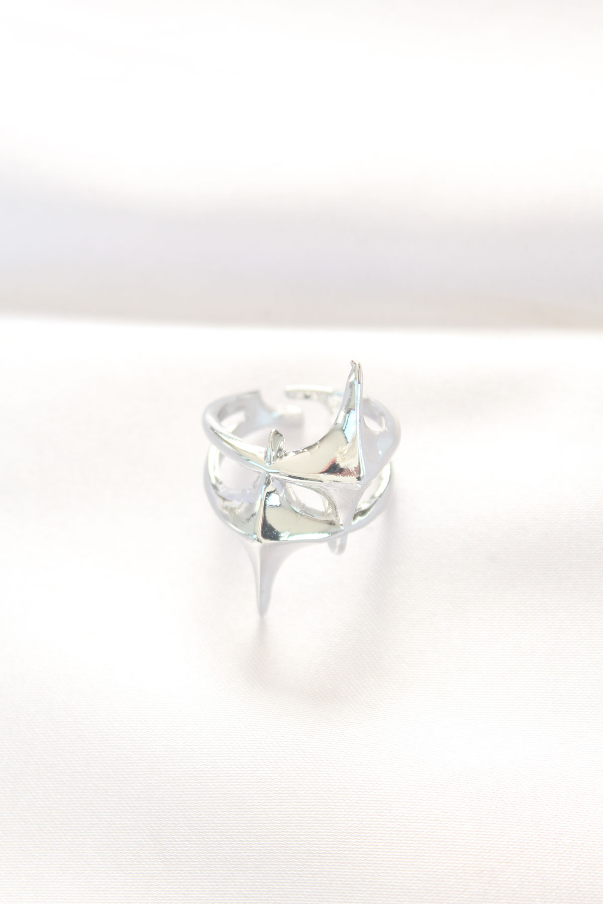 Yıldız Model Silver Renk Ayarlanabilir Yüzük 5886 2 Yıldız Model Silver Renk Ayarlanabilir Yüzük 5886 - Görsel 2