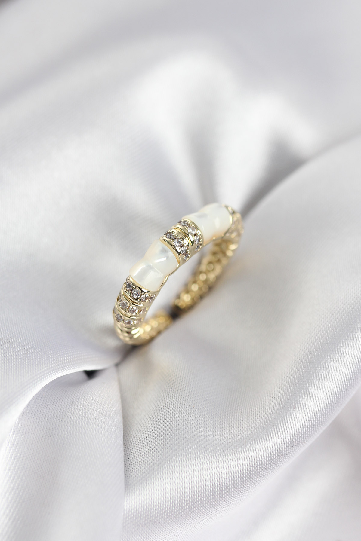 Zirkon Taşlı Kemik Model Gold Renk Kadın Yüzük 5886 1 Zirkon Taşlı Kemik Model Gold Renk Kadın Yüzük 5886