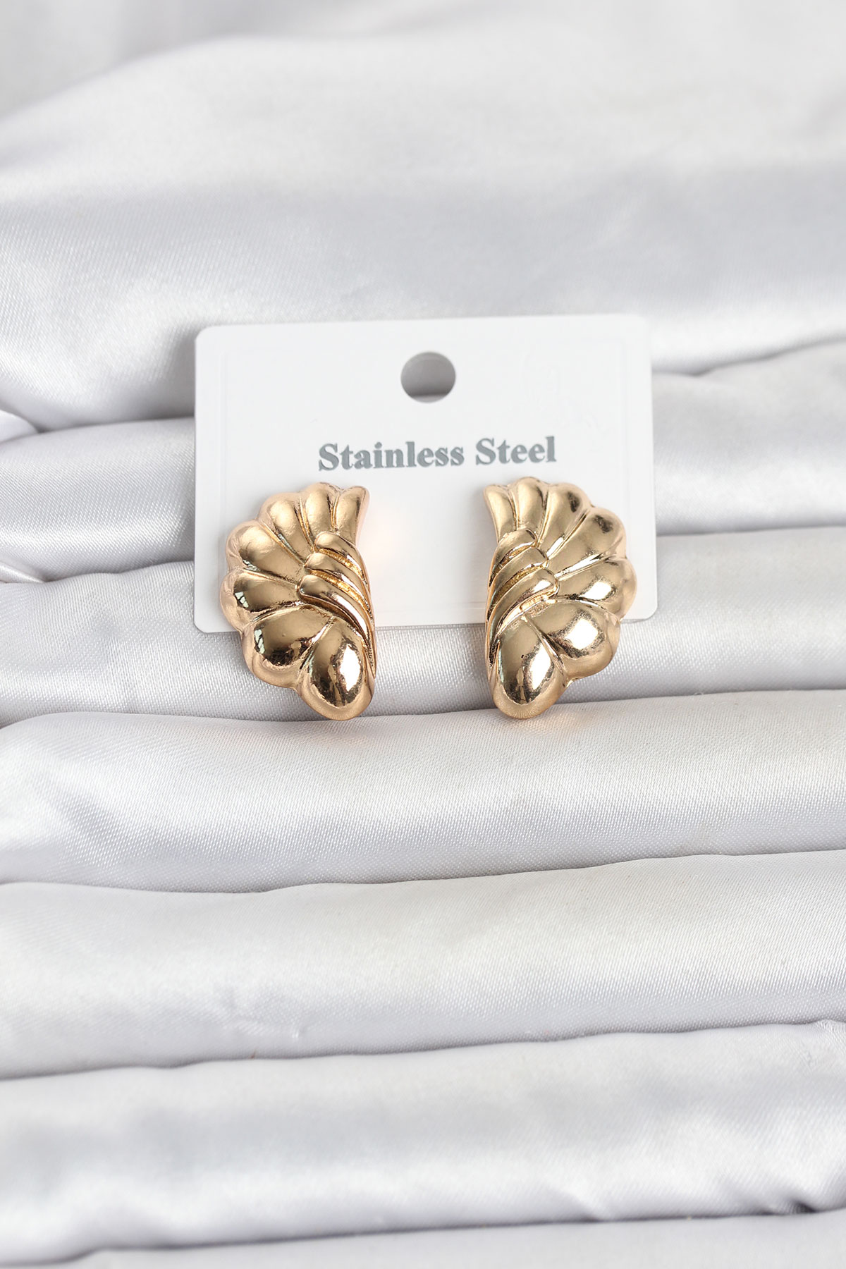 316L Çelik Gold Renk Vintage Model Kadın Küpe 5886 1 316L Çelik Gold Renk Vintage Model Kadın Küpe 5886