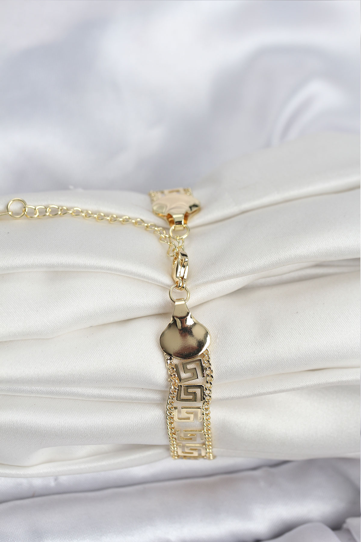 316L Çelik Gold Renk Labirent Model Kadın Bileklik 5886 2 316L Çelik Gold Renk Labirent Model Kadın Bileklik 5886 - Görsel 2