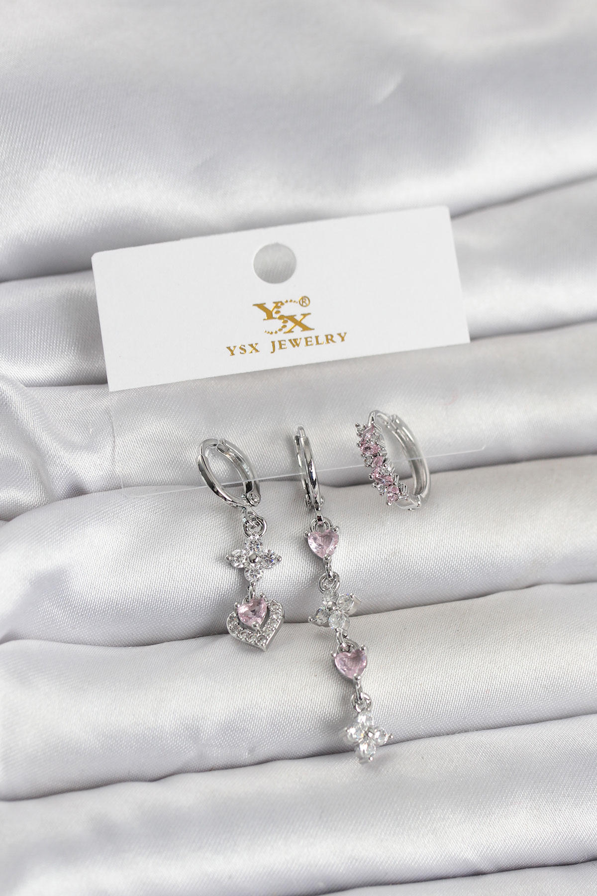 Pirinç Gümüş Renk Pembe Zirkon Taşlı 3'lü Kadın Küpe 5886 1 Pirinç Gümüş Renk Pembe Zirkon Taşlı 3'lü Kadın Küpe 5886