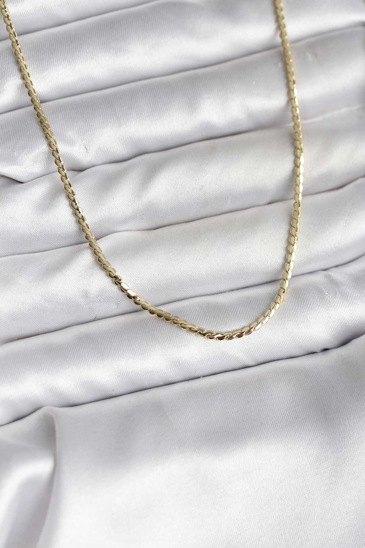 14K Gold Renk Kaplama Ezme Zincir Model CM Kadın Kolye 5886 1 14K Gold Renk Kaplama Ezme Zincir Model CM Kadın Kolye 5886