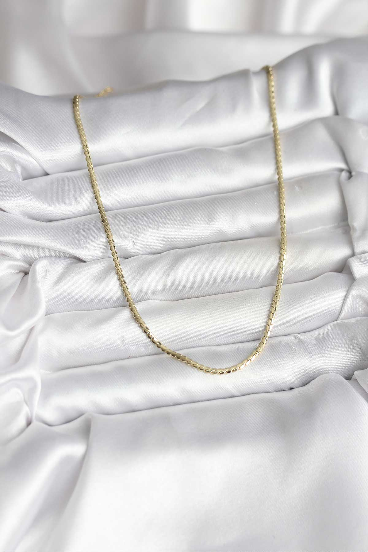 14K Gold Renk Kaplama Ezme Zincir Model CM Kadın Kolye 5886 2 14K Gold Renk Kaplama Ezme Zincir Model CM Kadın Kolye 5886 - Görsel 2