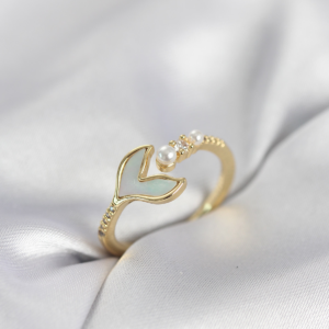 Gold Renk Balık Kuyruğu Model Kadın Yüzük 5886