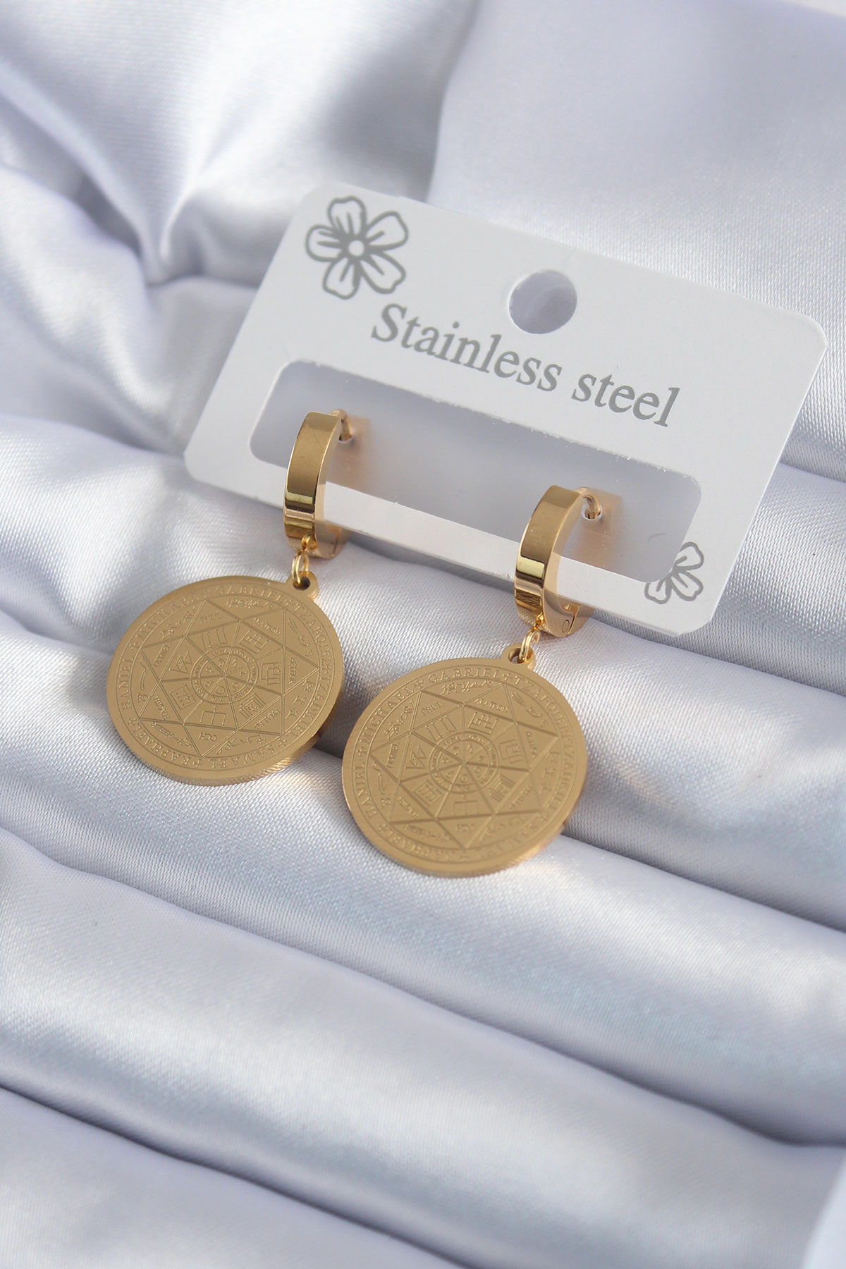 316L Çelik Gold Renk Pentagram Yıldızı İşleme Model Kadın Küpe 5886 1 316L Çelik Gold Renk Pentagram Yıldızı İşleme Model Kadın Küpe 5886